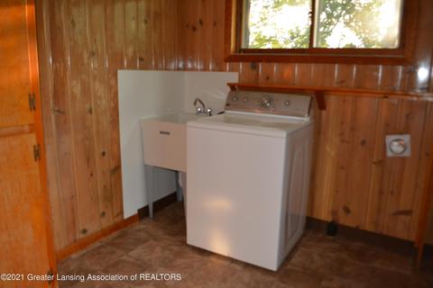 8300 W Herbison Rd, Eagle, MI 48822 photo 16