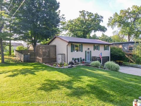 6264 Lake Dr, Haslett, MI 48840 photo 27