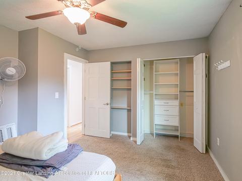 6264 Lake Dr, Haslett, MI 48840 photo 12