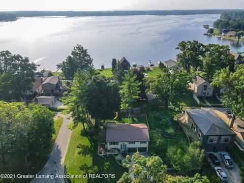 6264 Lake Dr, Haslett, MI 48840 photo 33