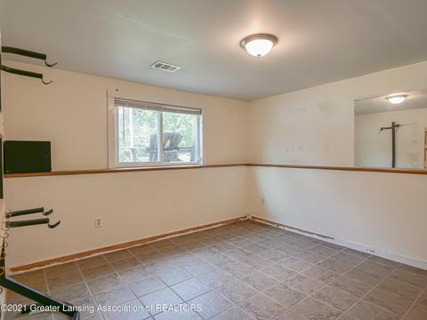 6264 Lake Dr, Haslett, MI 48840 photo 19