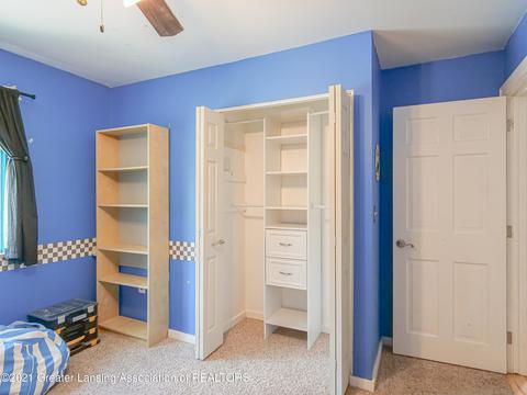6264 Lake Dr, Haslett, MI 48840 photo 17
