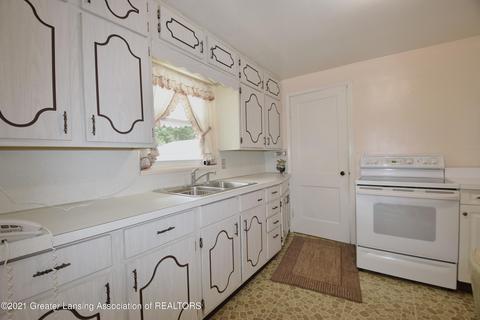 224 Kuhn St, Gregory, MI 48137 photo 7