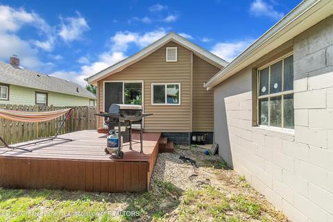 1130 Hapeman St, Lansing, MI 48915 photo 24