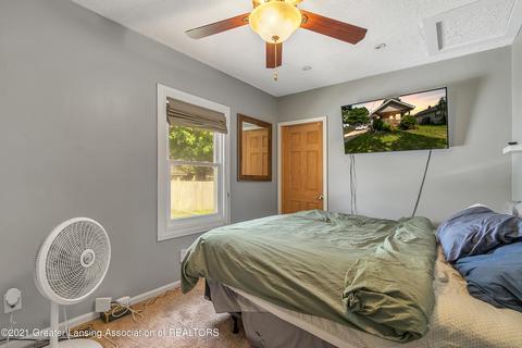 1130 Hapeman St, Lansing, MI 48915 photo 11
