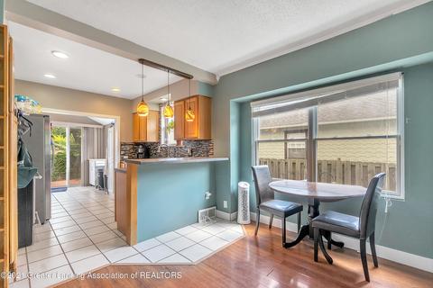 1130 Hapeman St, Lansing, MI 48915 photo 6