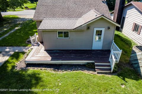 126 N Franklin St, Maple Rapids, MI 48853 photo 17