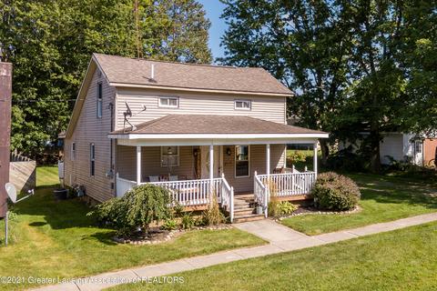 126 N Franklin St, Maple Rapids, MI 48853 photo 11