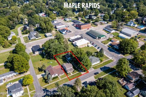 126 N Franklin St, Maple Rapids, MI 48853 photo 13