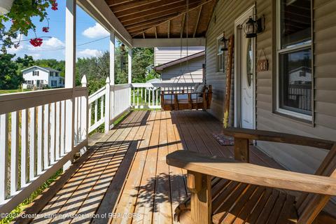 126 N Franklin St, Maple Rapids, MI 48853 photo 19