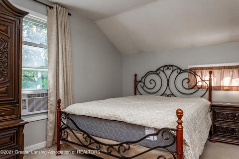 126 N Franklin St, Maple Rapids, MI 48853 photo 36