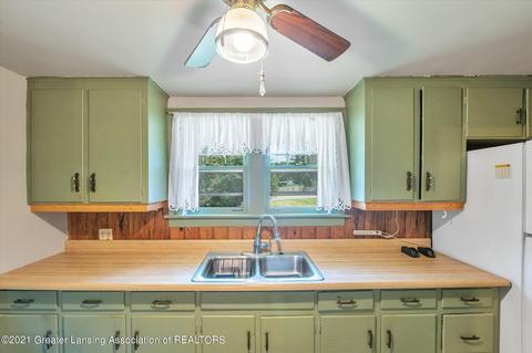 5650 Sleight Rd, Bath, MI 48808 photo 15