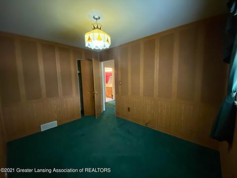 9408 Terry St, Romulus, MI 48174 photo 7