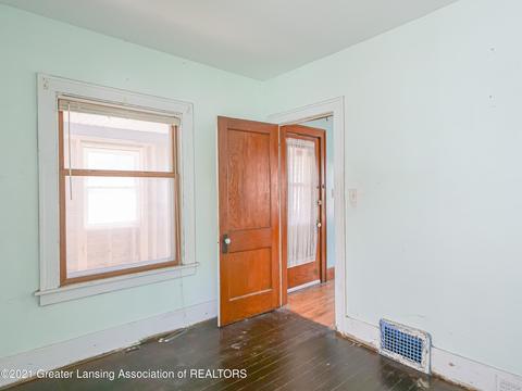1730 Herbert St, Lansing, MI 48910 photo 10