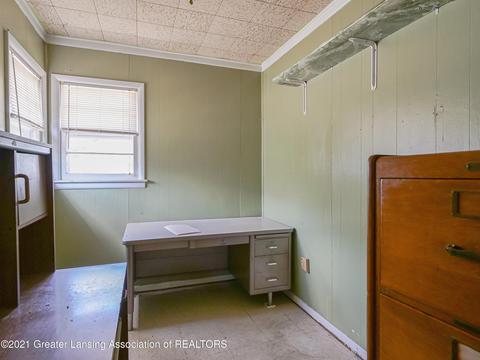 1730 Herbert St, Lansing, MI 48910 photo 3