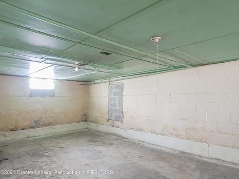 1730 Herbert St, Lansing, MI 48910 photo 16