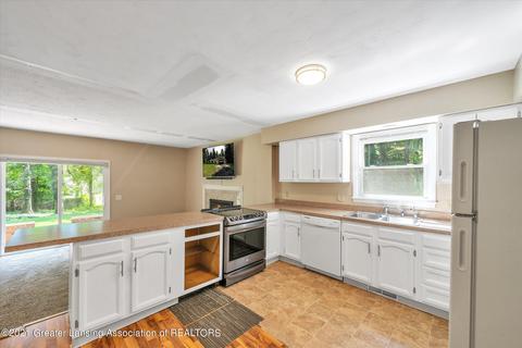 12159 Pine Ridge Dr, Perry, MI 48872 photo 15