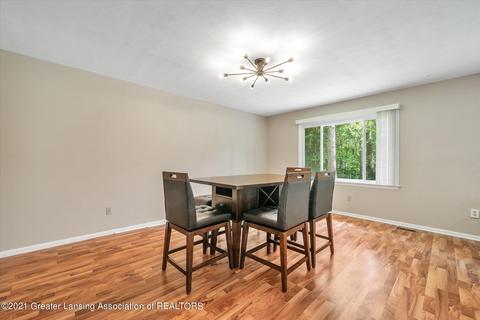 12159 Pine Ridge Dr, Perry, MI 48872 photo 11