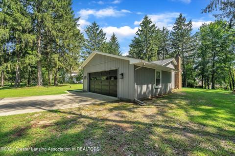 12159 Pine Ridge Dr, Perry, MI 48872 photo 4