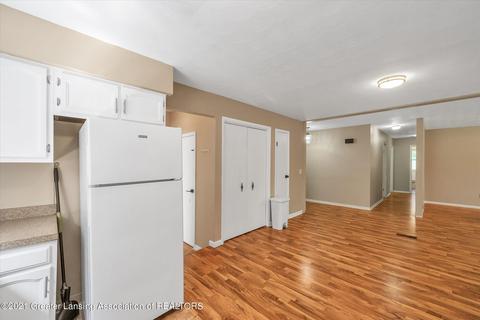 12159 Pine Ridge Dr, Perry, MI 48872 photo 16