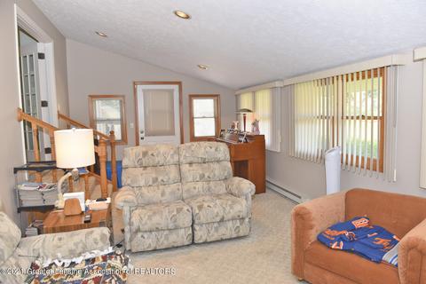 1724 Windsor Pl, Lansing, MI 48910 photo 19