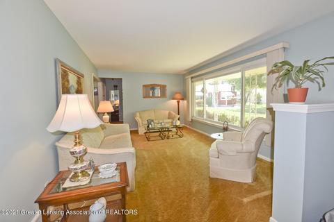 1724 Windsor Pl, Lansing, MI 48910 photo 13
