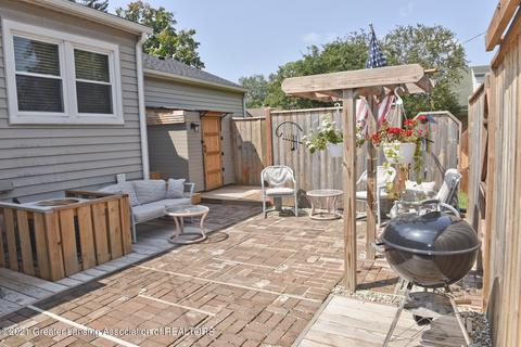 1724 Windsor Pl, Lansing, MI 48910 photo 38