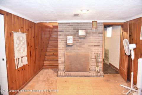 1724 Windsor Pl, Lansing, MI 48910 photo 31