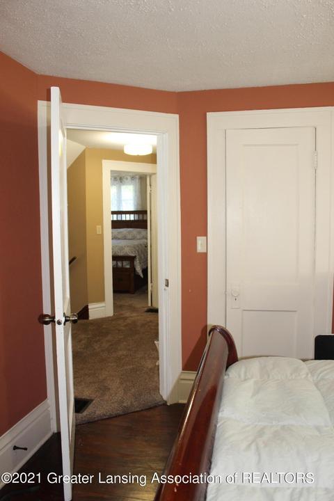 210 Smith Ave, Lansing, MI 48910 photo 33