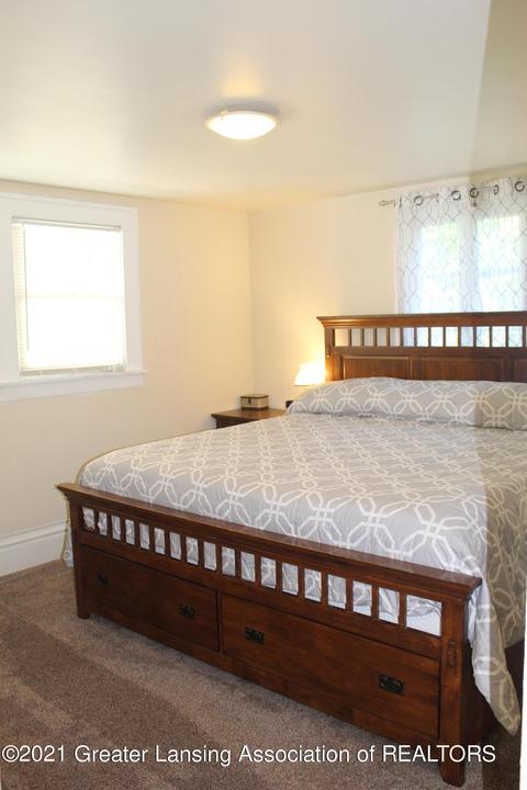 210 Smith Ave, Lansing, MI 48910 photo 30