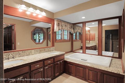 856 Stillman Rd, Mason, MI 48854 photo 17