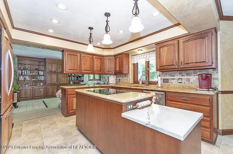 856 Stillman Rd, Mason, MI 48854 photo 5