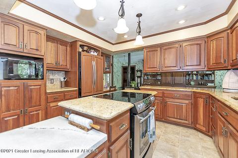 856 Stillman Rd, Mason, MI 48854 photo 7