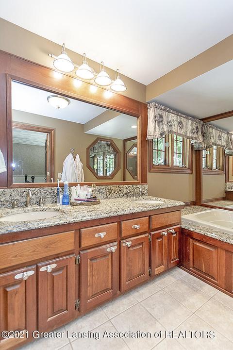 856 Stillman Rd, Mason, MI 48854 photo 20