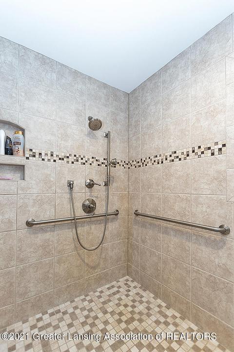 856 Stillman Rd, Mason, MI 48854 photo 22