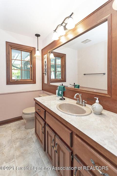 856 Stillman Rd, Mason, MI 48854 photo 27