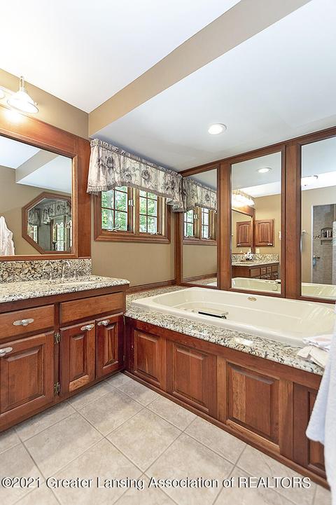 856 Stillman Rd, Mason, MI 48854 photo 21