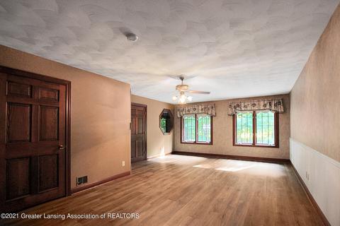 856 Stillman Rd, Mason, MI 48854 photo 15