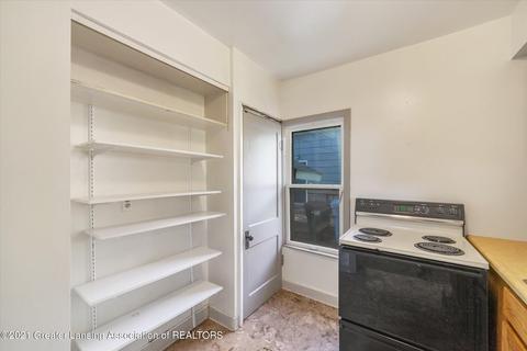 2204 Lyons Ave, Lansing, MI 48910 photo 12
