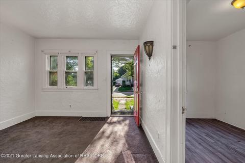 2204 Lyons Ave, Lansing, MI 48910 photo 5