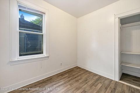 2204 Lyons Ave, Lansing, MI 48910 photo 17