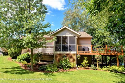 16857 Cedarbrook Dr, Haslett, MI 48840 photo 4