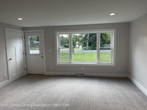 607 Hague Ave, Jackson, MI 49203 photo 14