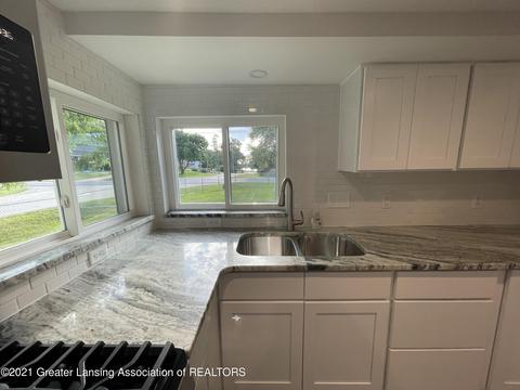 607 Hague Ave, Jackson, MI 49203 photo 23