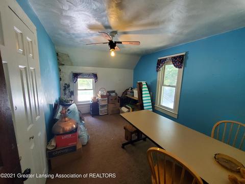 577 Cleveland Ave, Owosso, MI 48867 photo 15