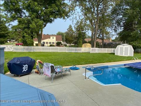 12525 Burlingame Dr, Dewitt, MI 48820 photo 17