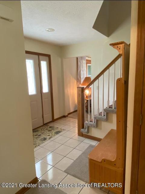 12525 Burlingame Dr, Dewitt, MI 48820 photo 6