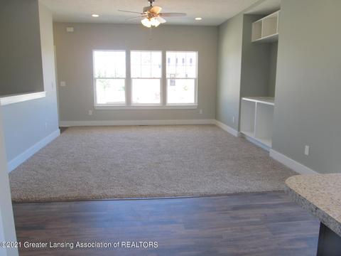 615 Launch Point Dr, Perry, MI 48872 photo 14