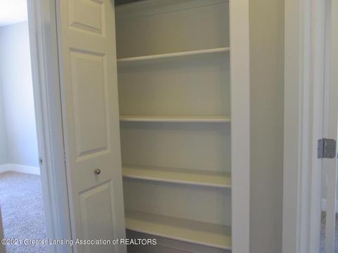 615 Launch Point Dr, Perry, MI 48872 photo 24