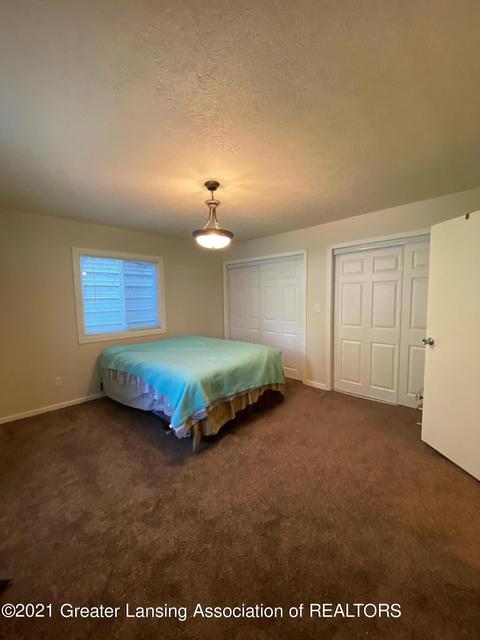 1125 Exchange St, Owosso, MI 48867 photo 8